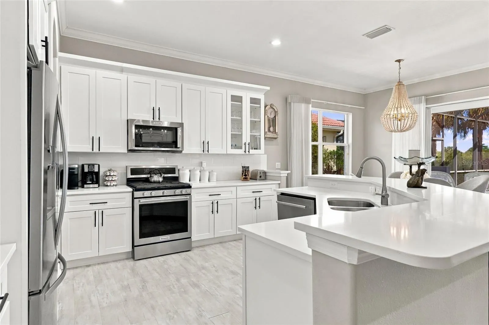 226 MONTELLUNA DR