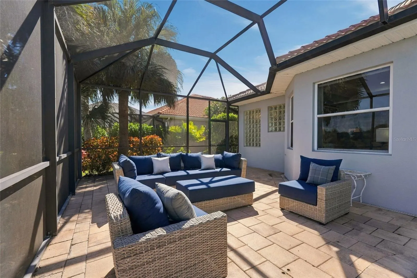 226 MONTELLUNA DR