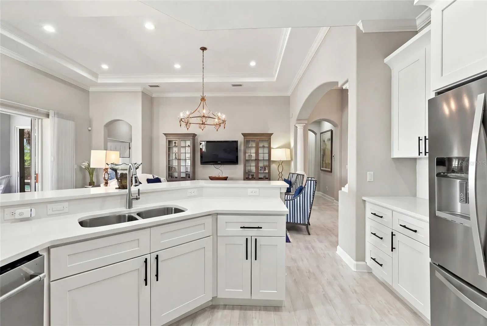226 MONTELLUNA DR