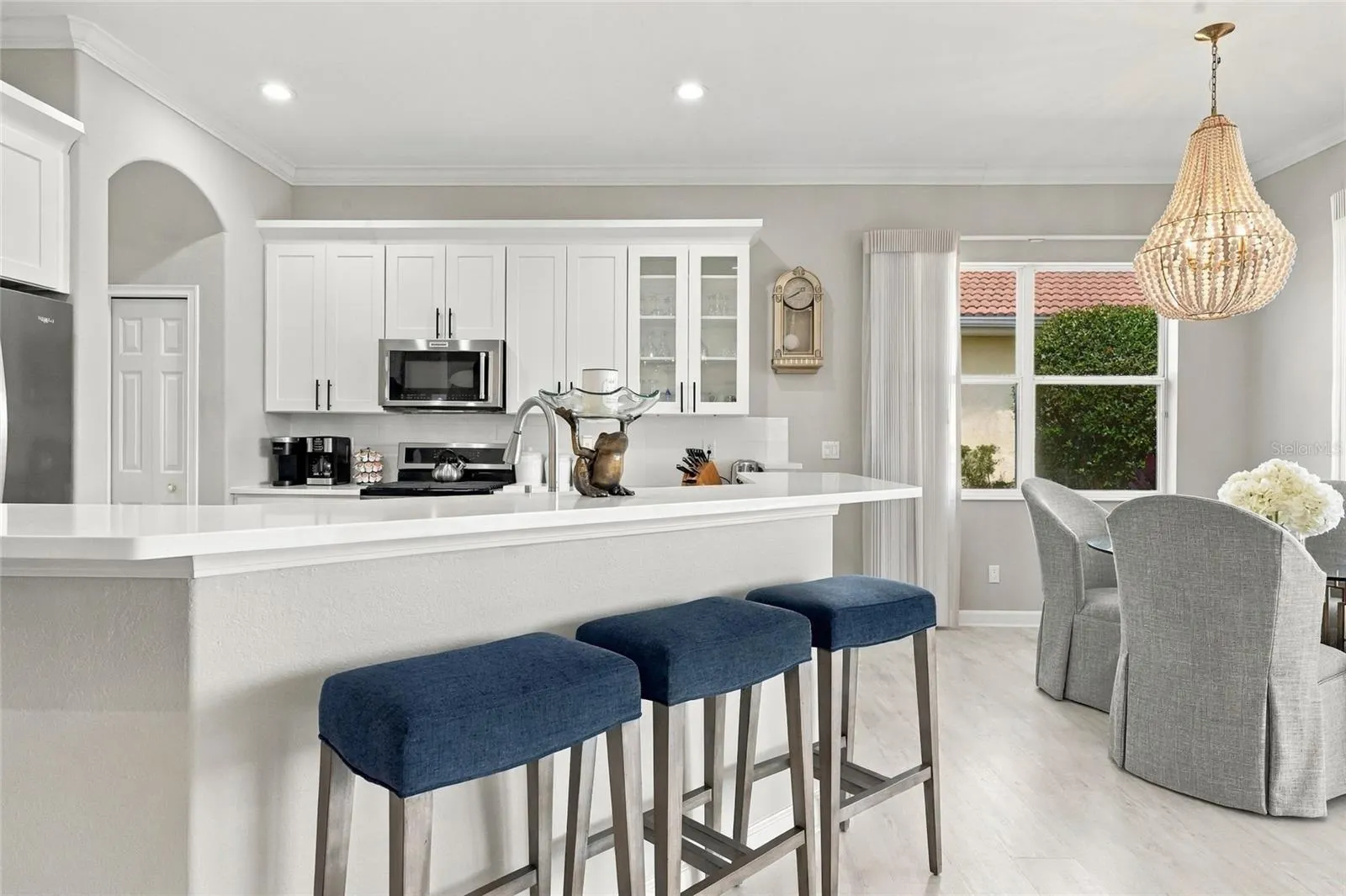 226 MONTELLUNA DR