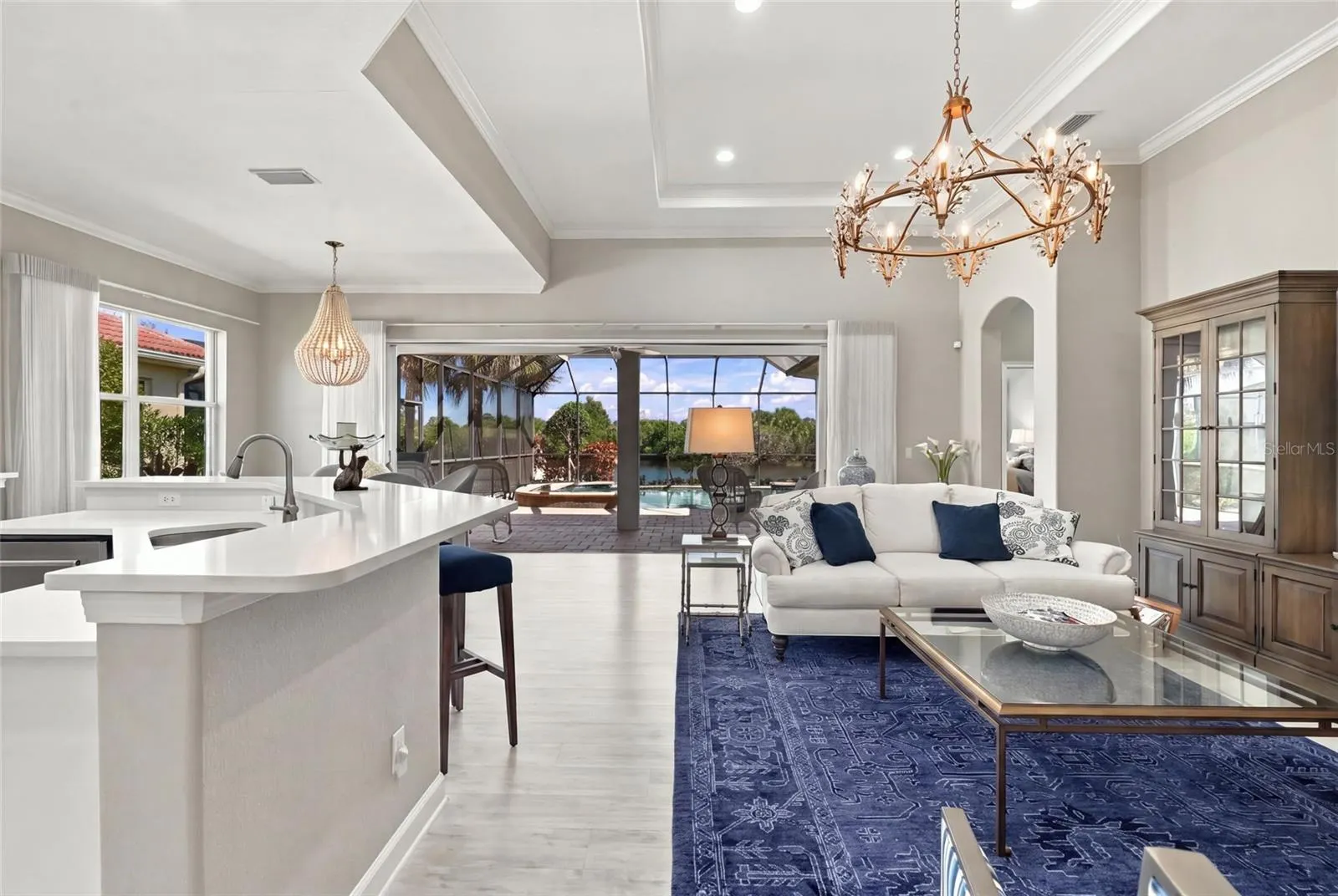 226 MONTELLUNA DR