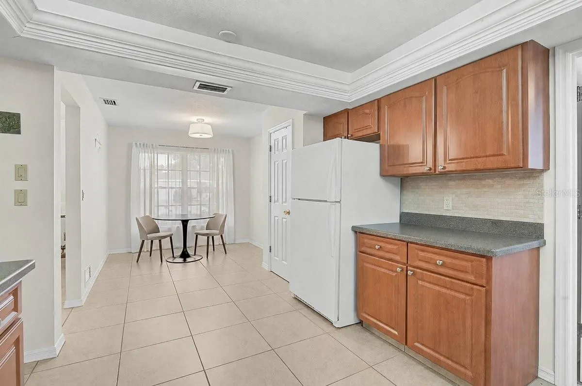 1113 DERIAN PL