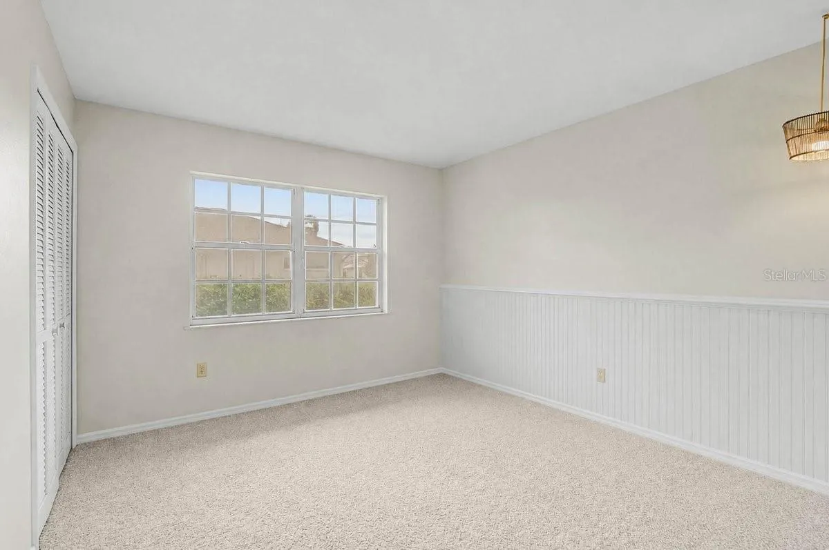 1113 DERIAN PL