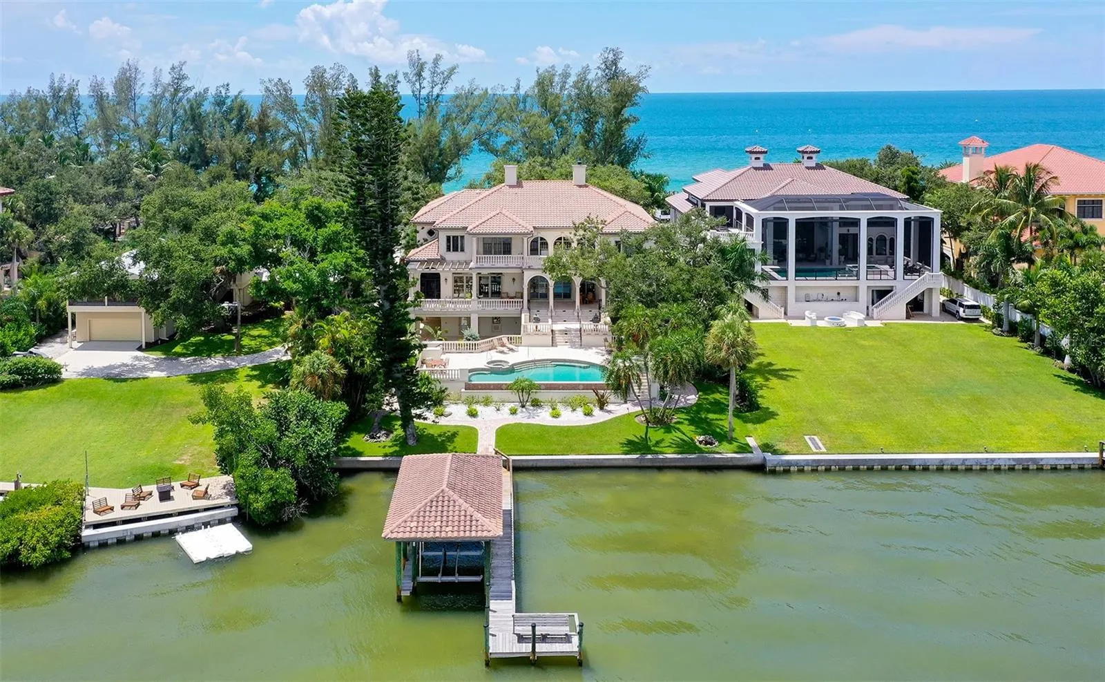 1216 N CASEY KEY RD