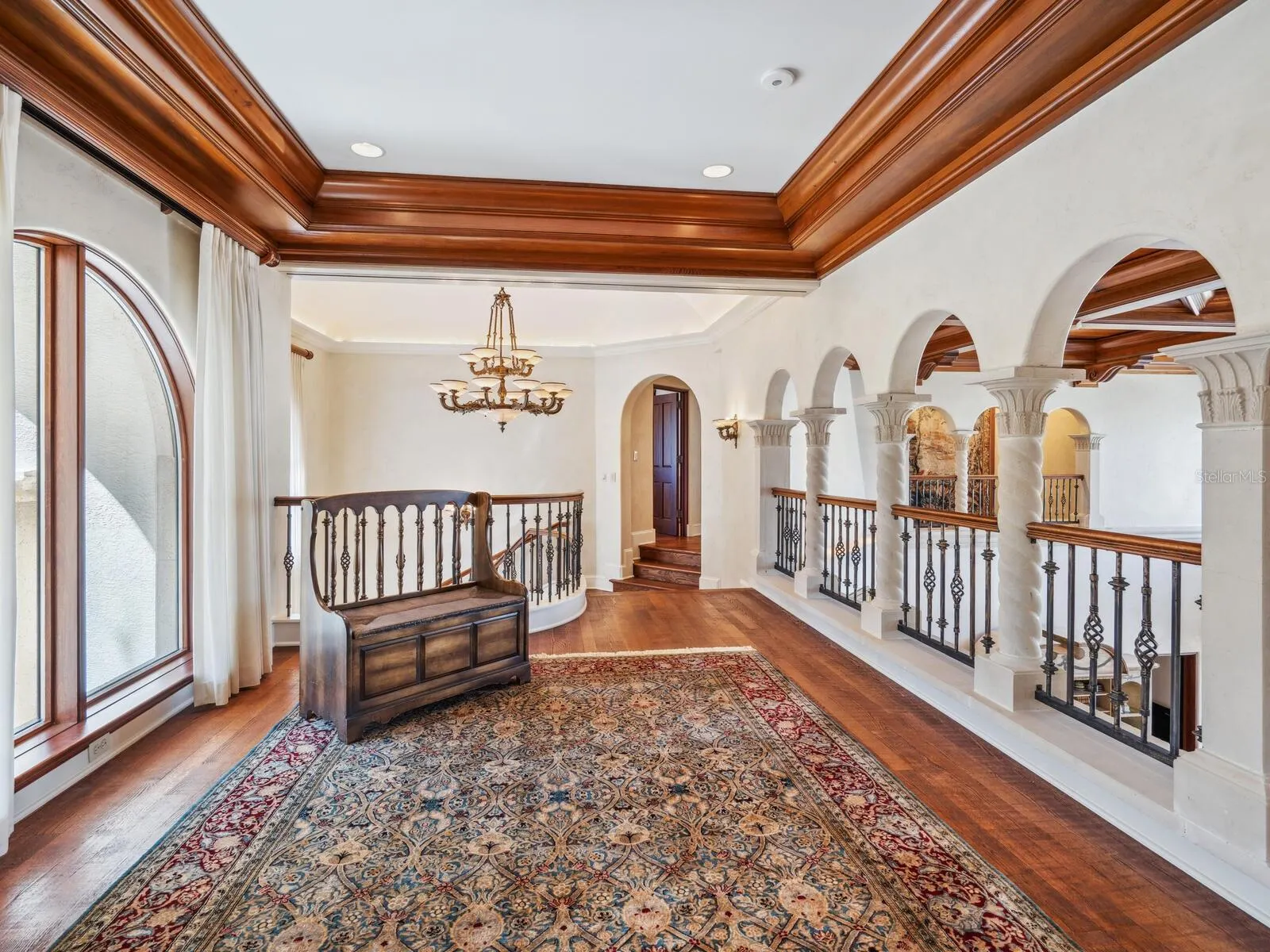 1216 N CASEY KEY RD