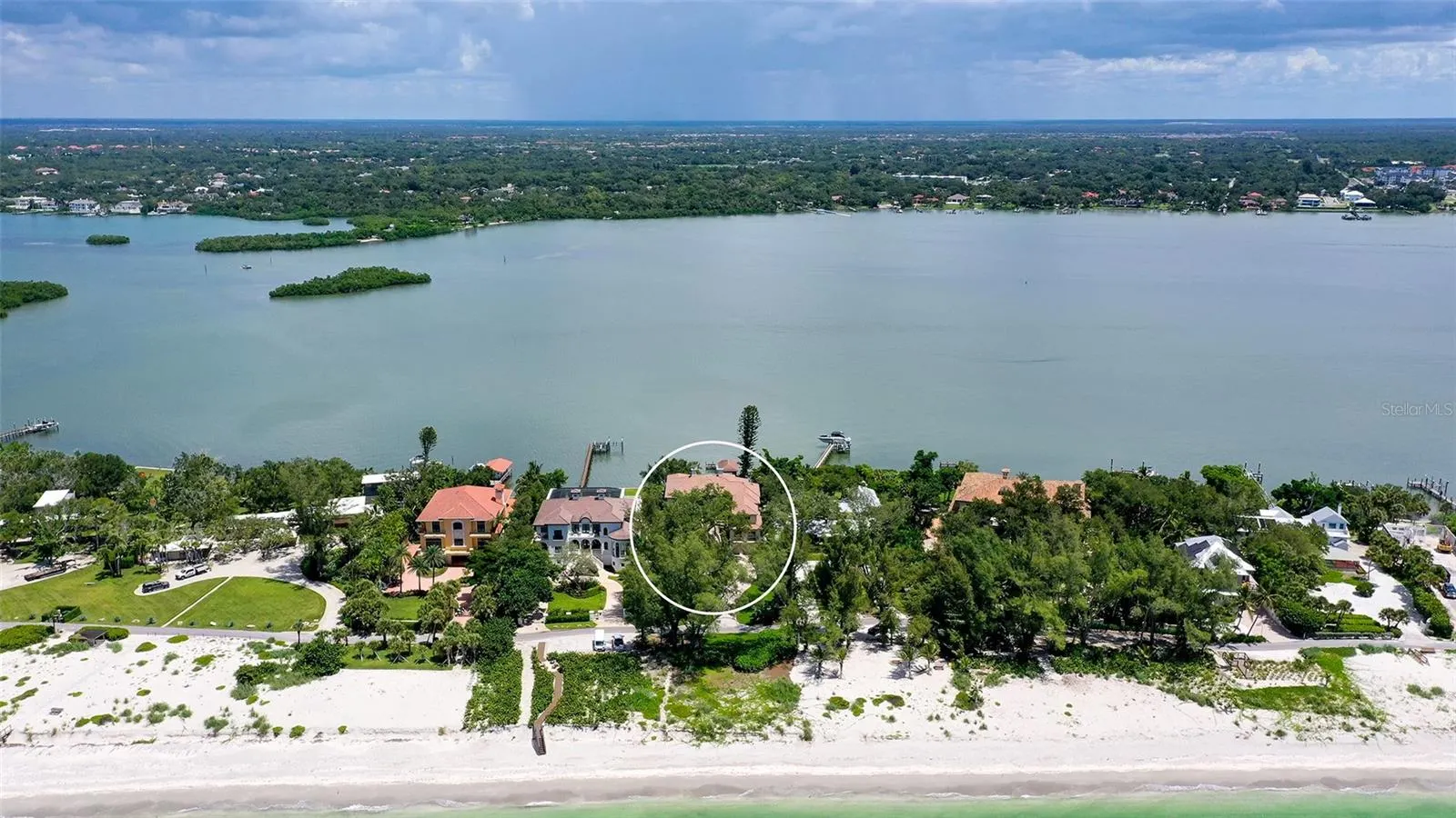 1216 N CASEY KEY RD