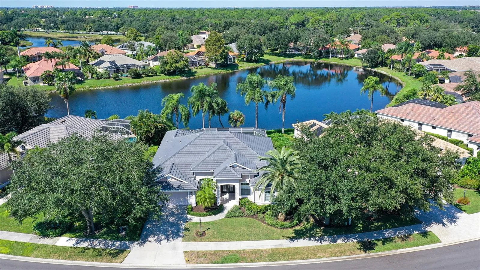 335 PARK TRACE BLVD