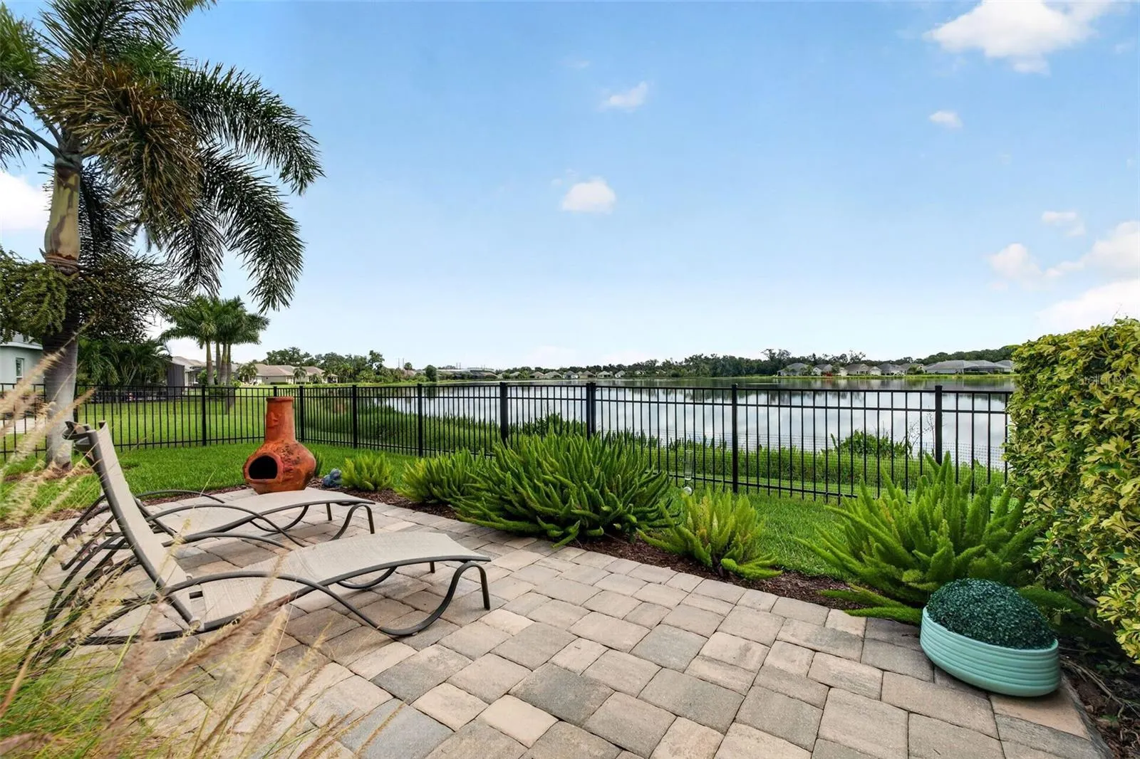 7735 RIDGELAKE CIR