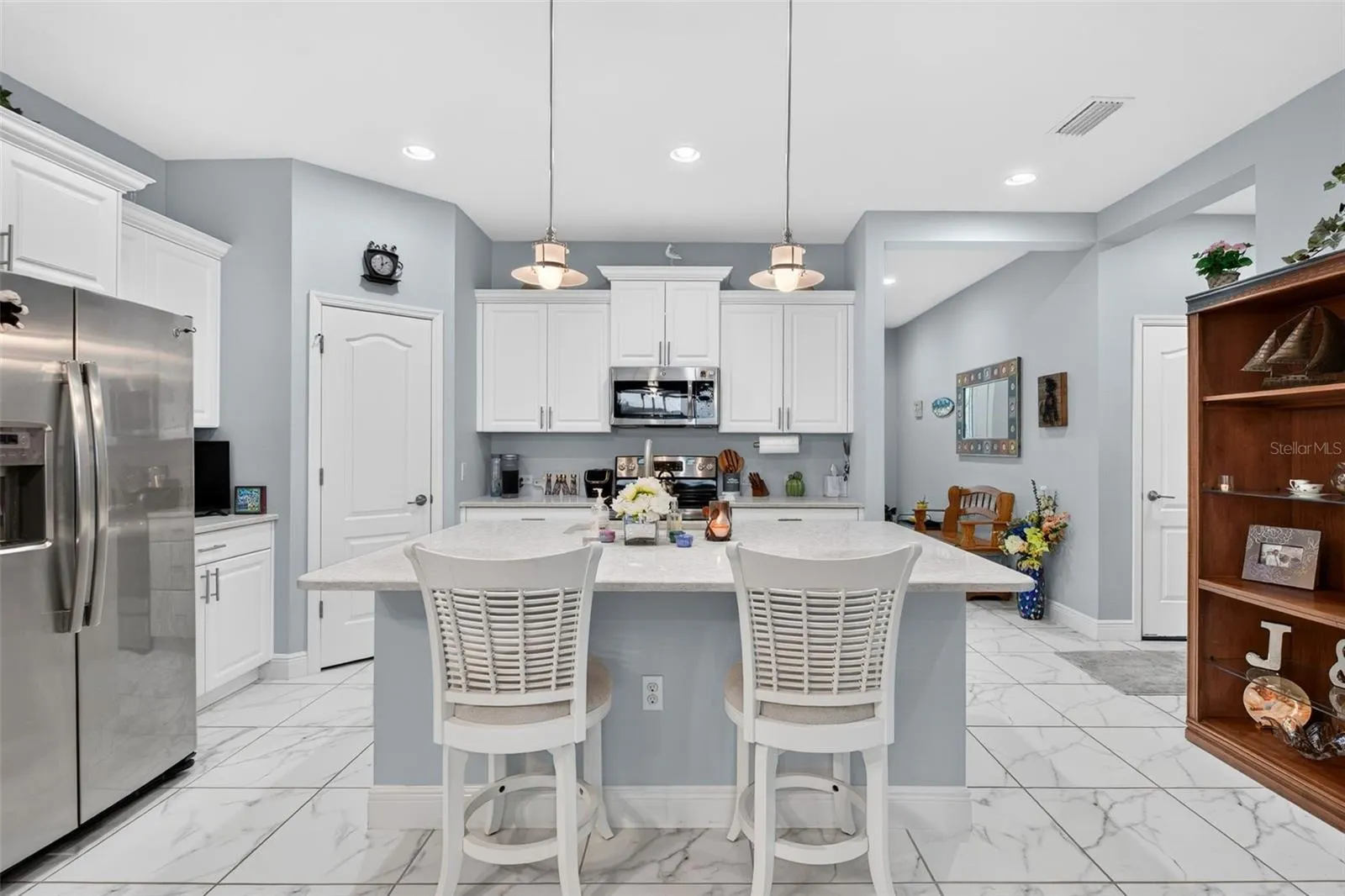 7735 RIDGELAKE CIR