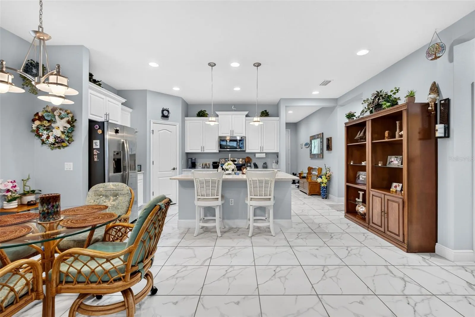 7735 RIDGELAKE CIR