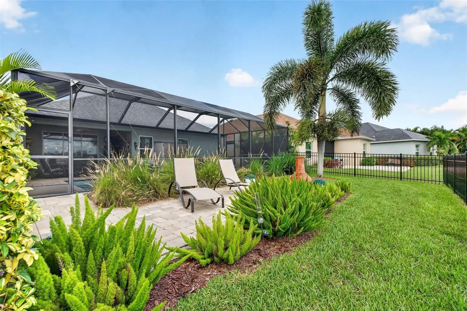 7735 RIDGELAKE CIR