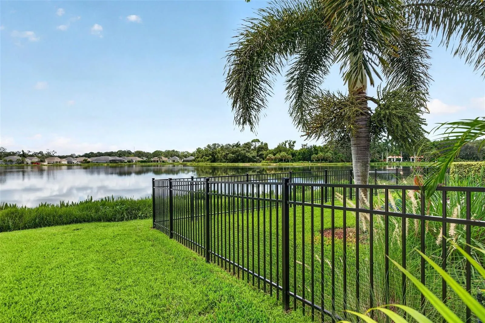 7735 RIDGELAKE CIR