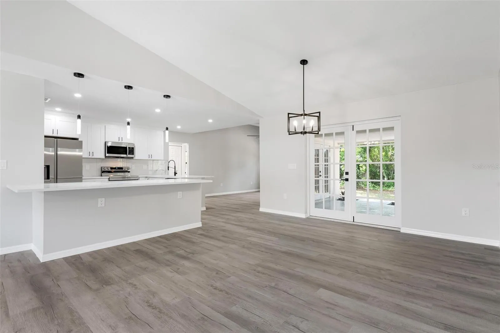 172 SHADY PINE LN