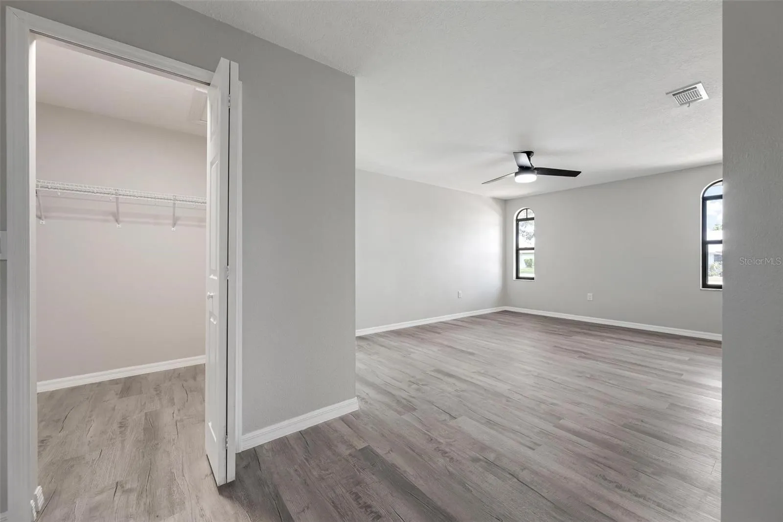 172 SHADY PINE LN