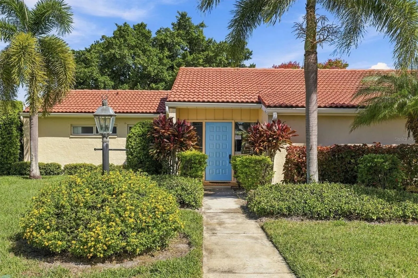 7232 LAS CASAS DR #7232 #7232