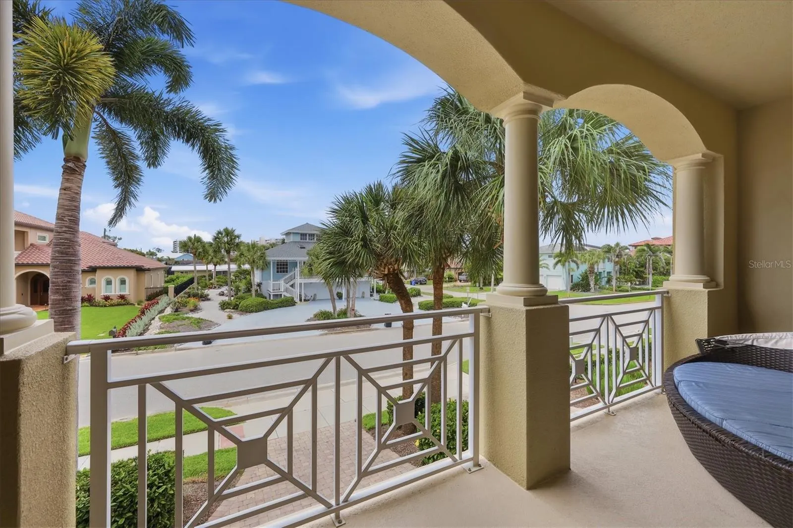 712 GRANADA AVE #2 #2