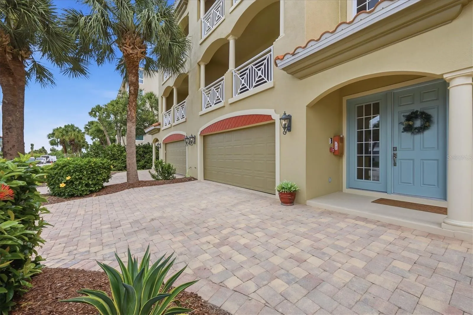 712 GRANADA AVE #2 #2