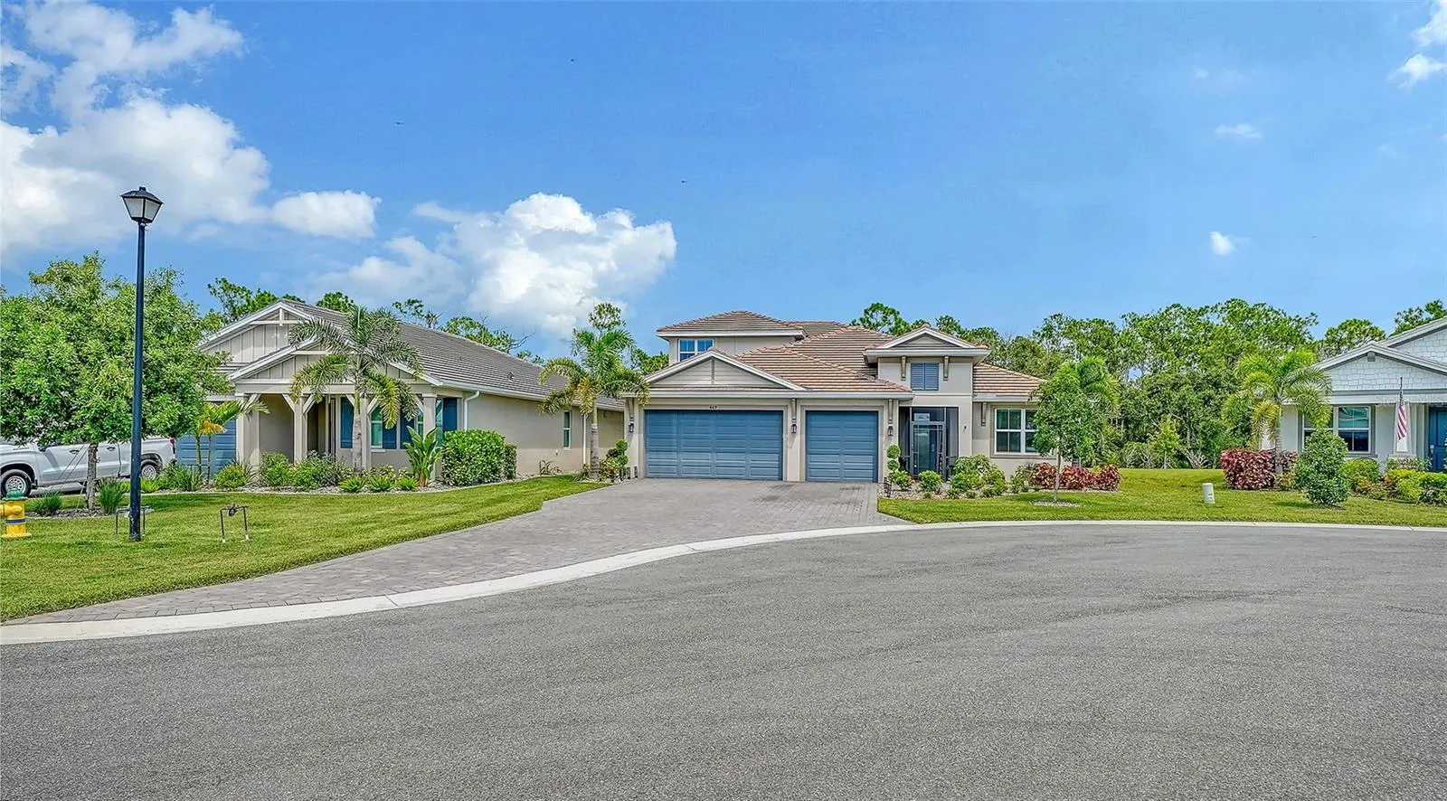 469 BANEBERRY CT