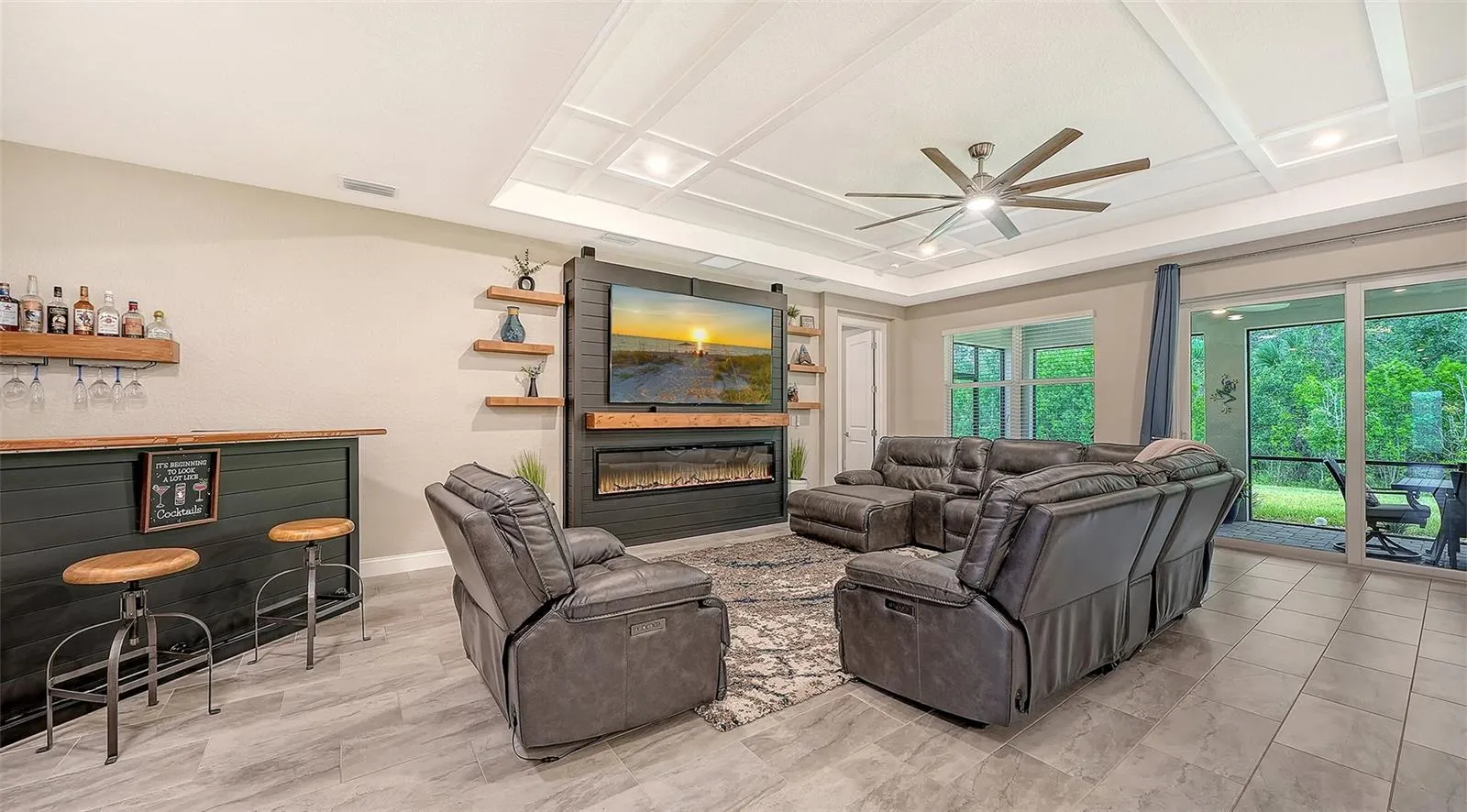 469 BANEBERRY CT