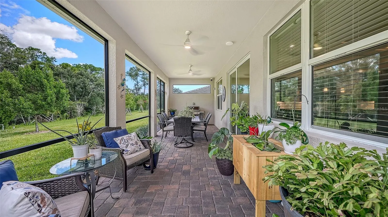 469 BANEBERRY CT