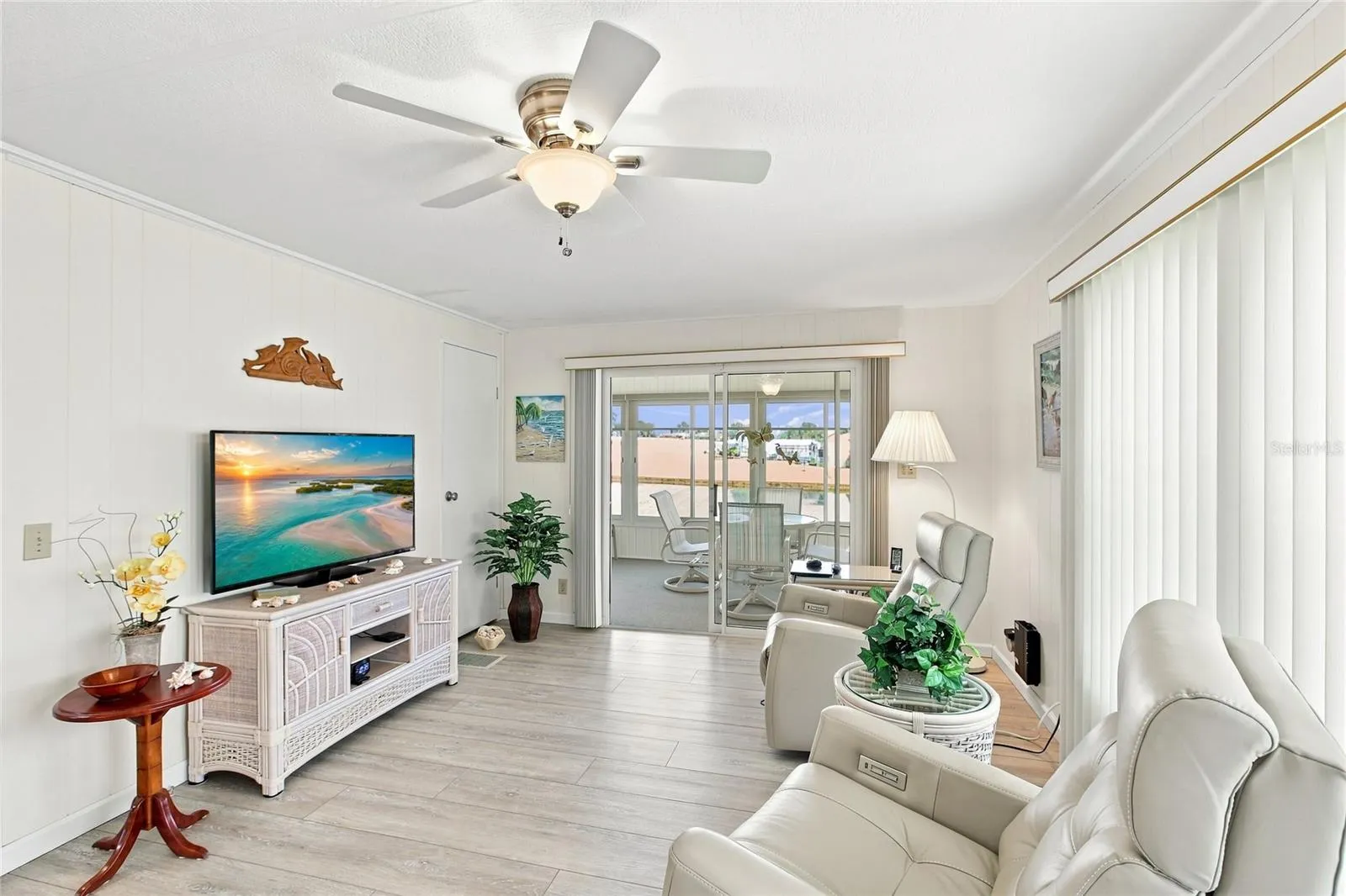 106 KING ARTHUR DR