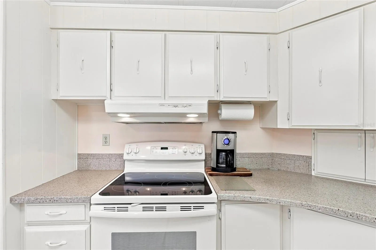 106 KING ARTHUR DR