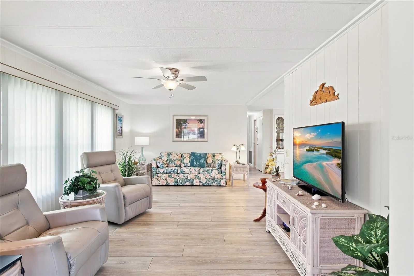 106 KING ARTHUR DR