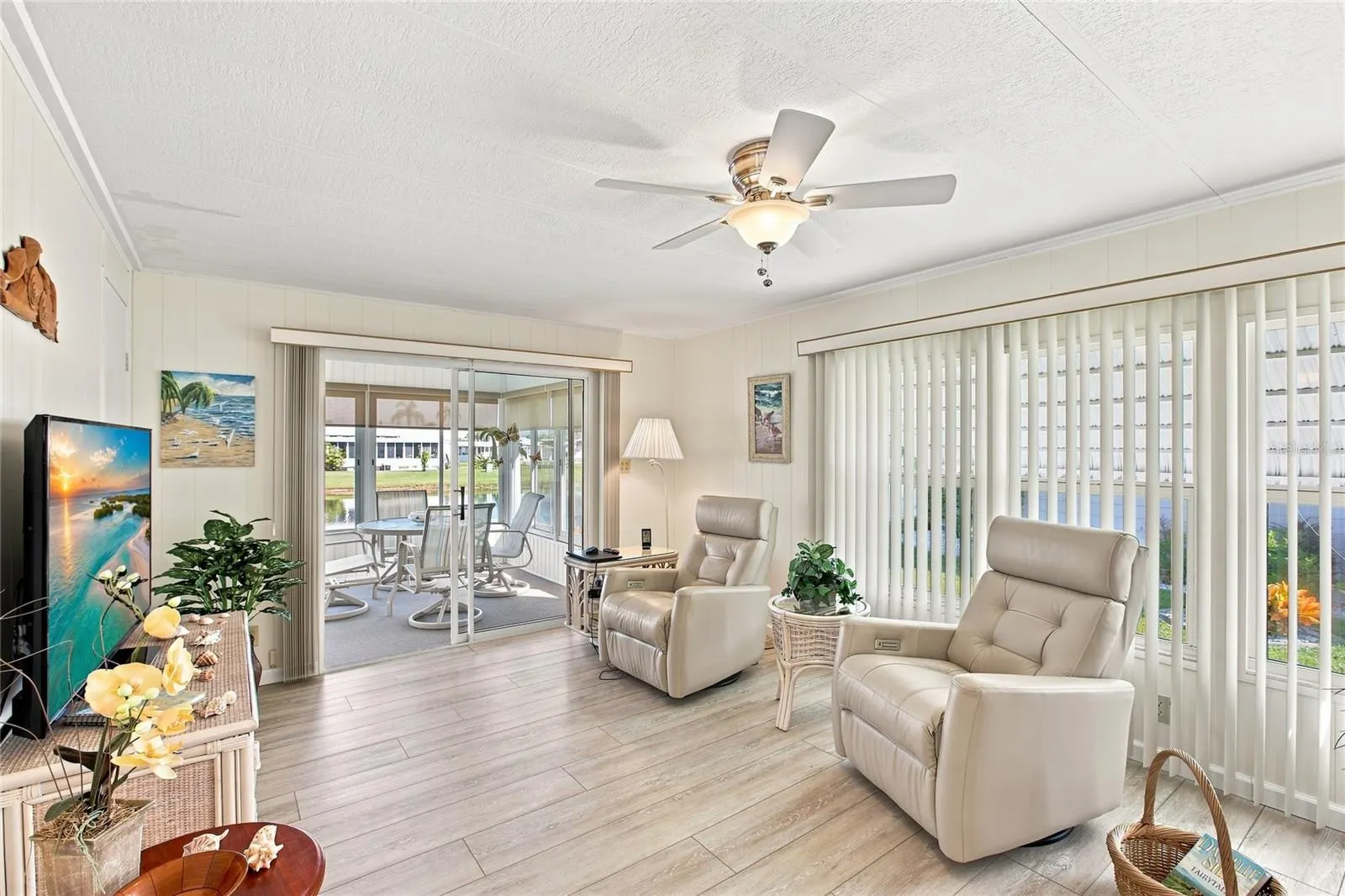 106 KING ARTHUR DR