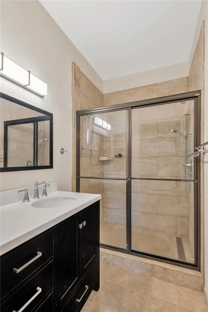5546 34TH CT E
