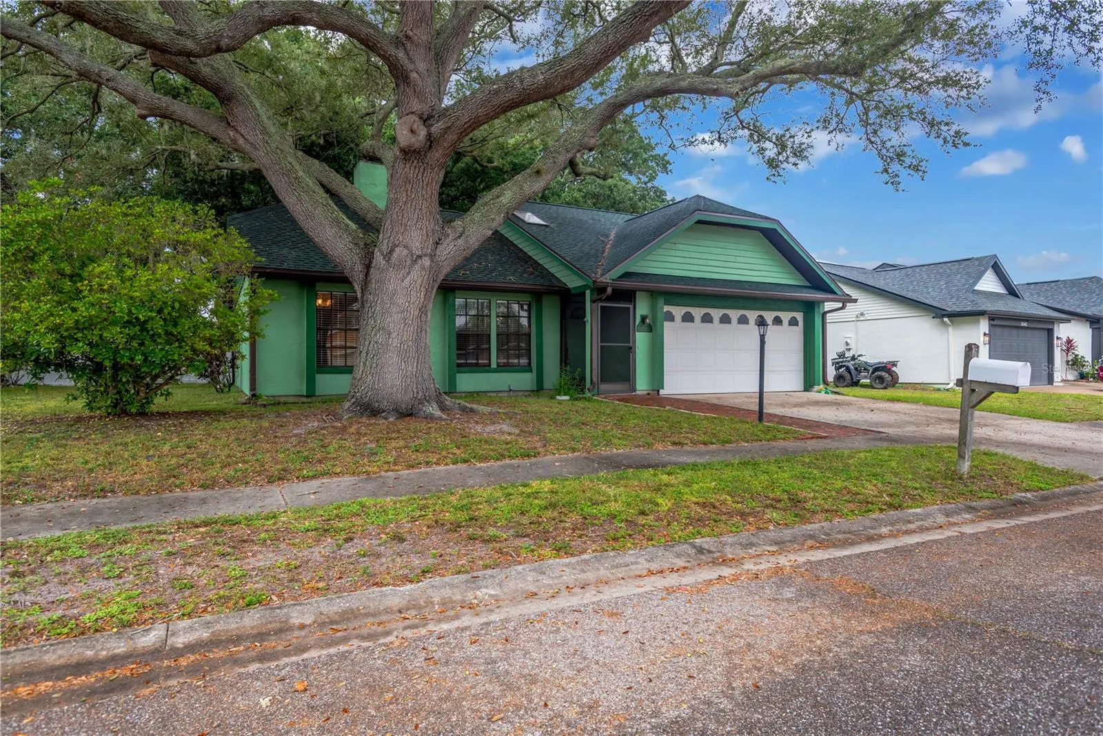 5546 34TH CT E