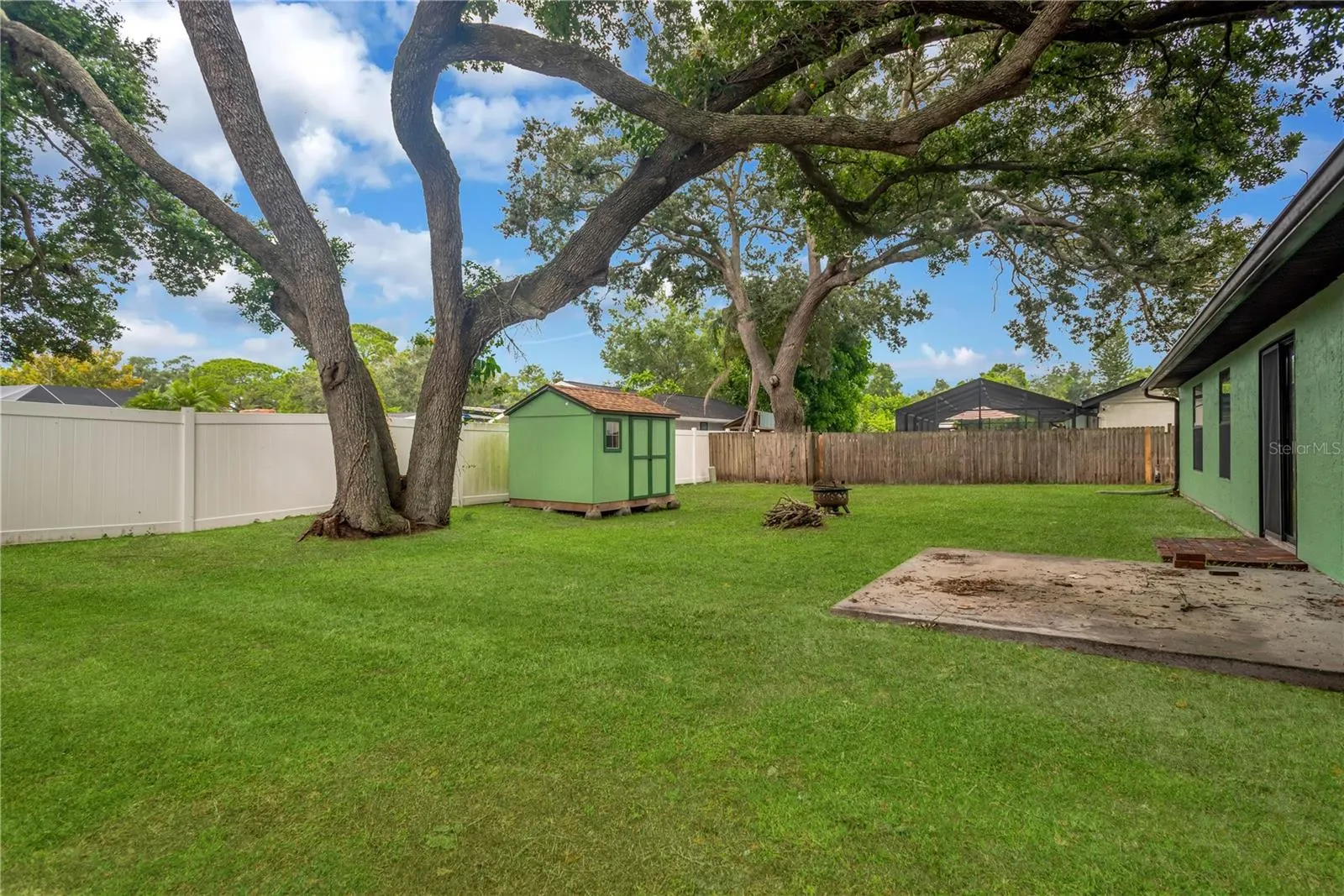 5546 34TH CT E