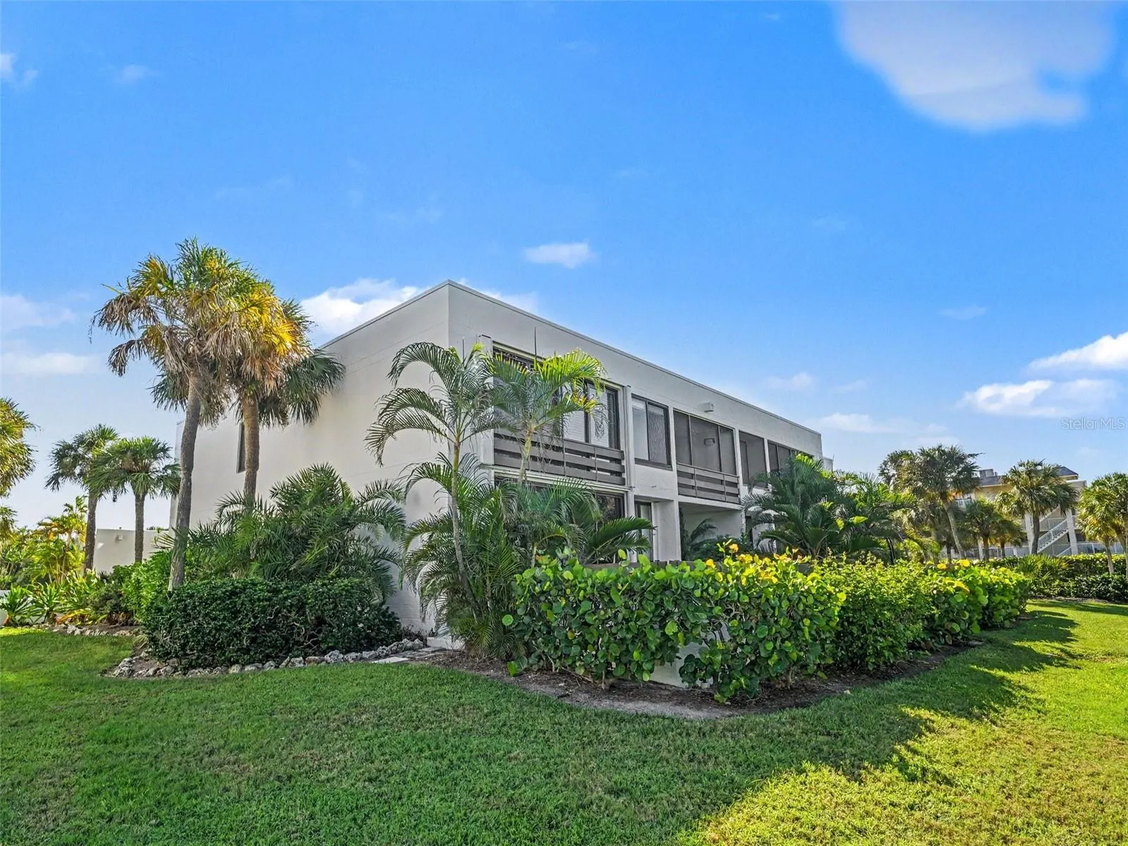 732 BAYPORT WAY