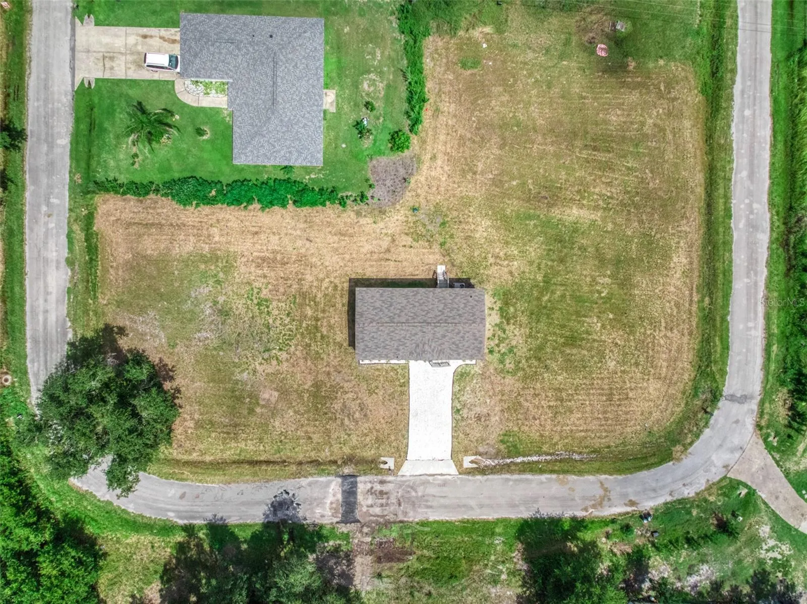 762 SALLY PL