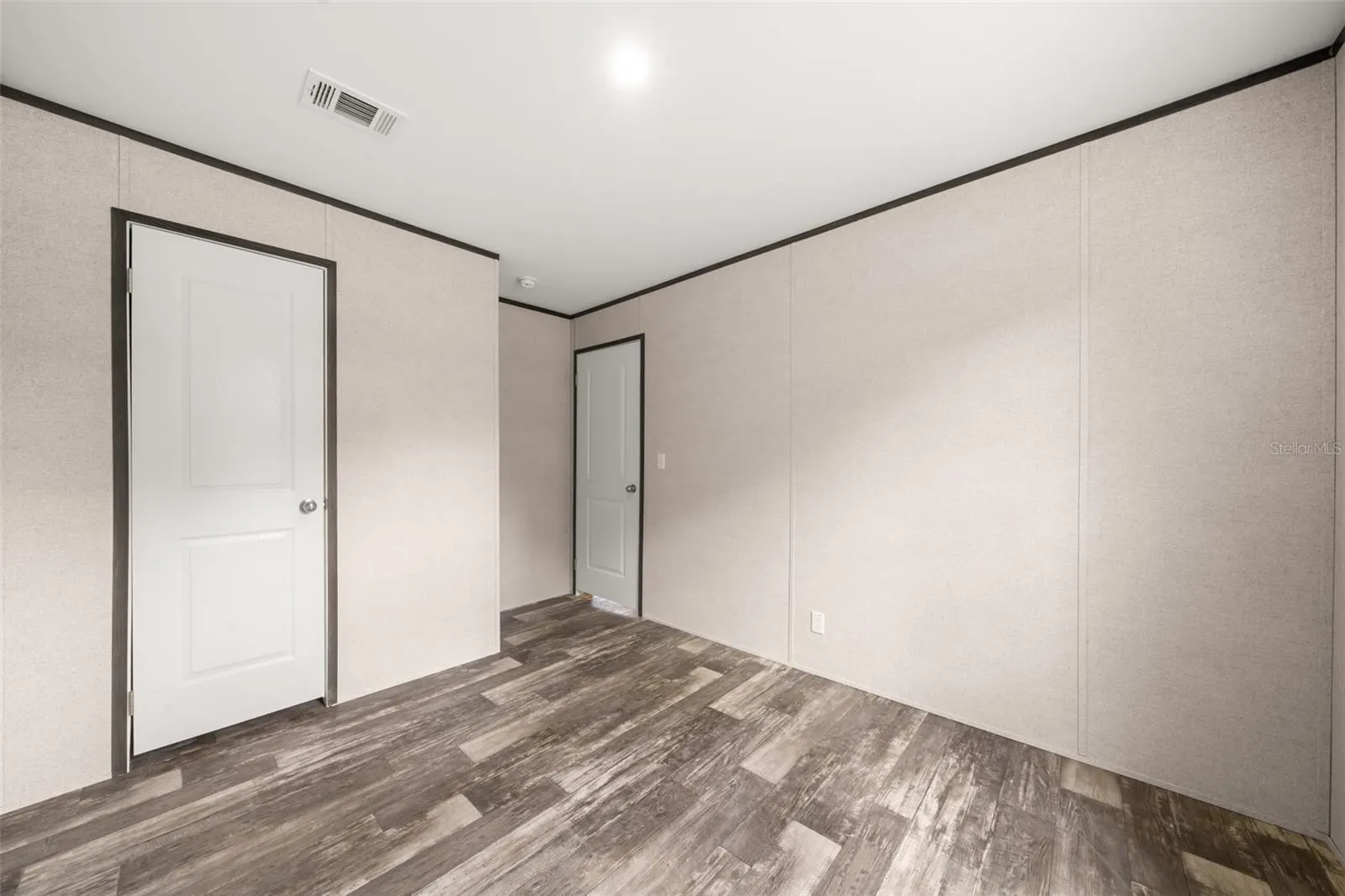 762 SALLY PL