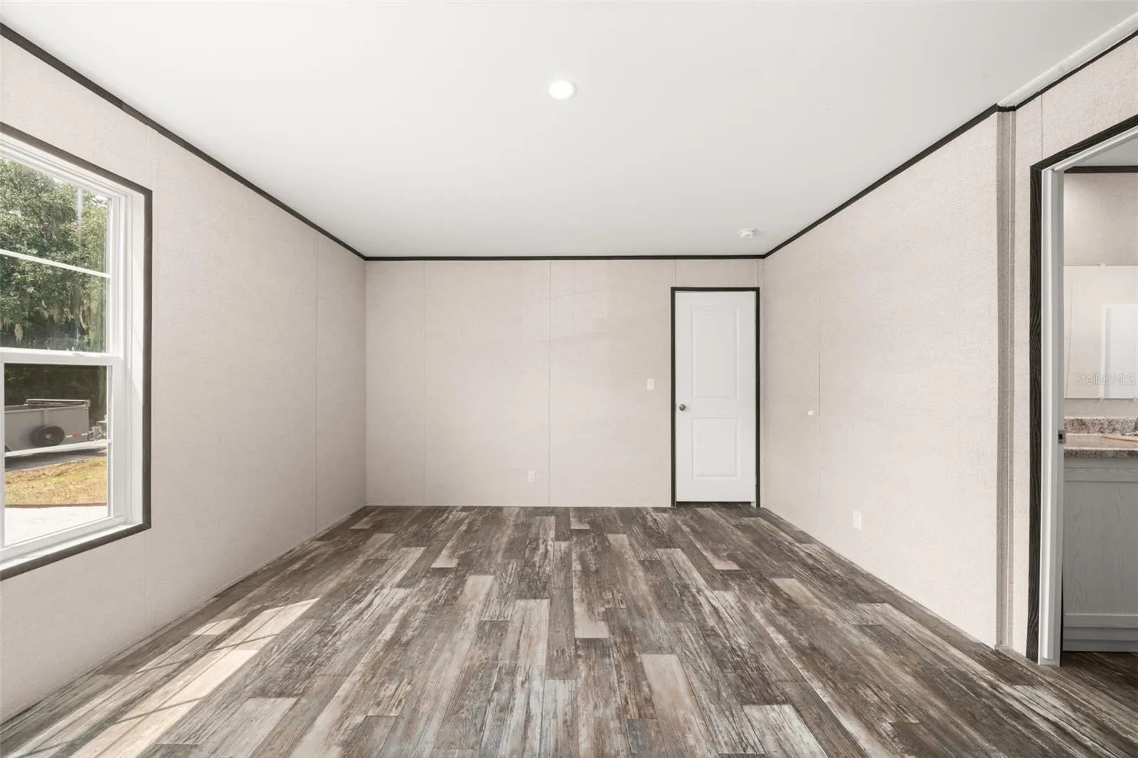762 SALLY PL