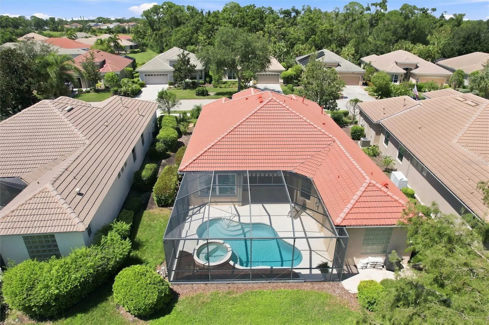 1328 THORNAPPLE DR
