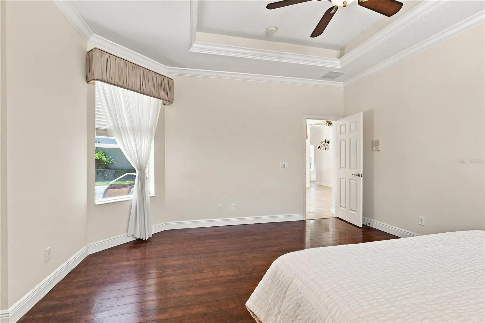 1328 THORNAPPLE DR
