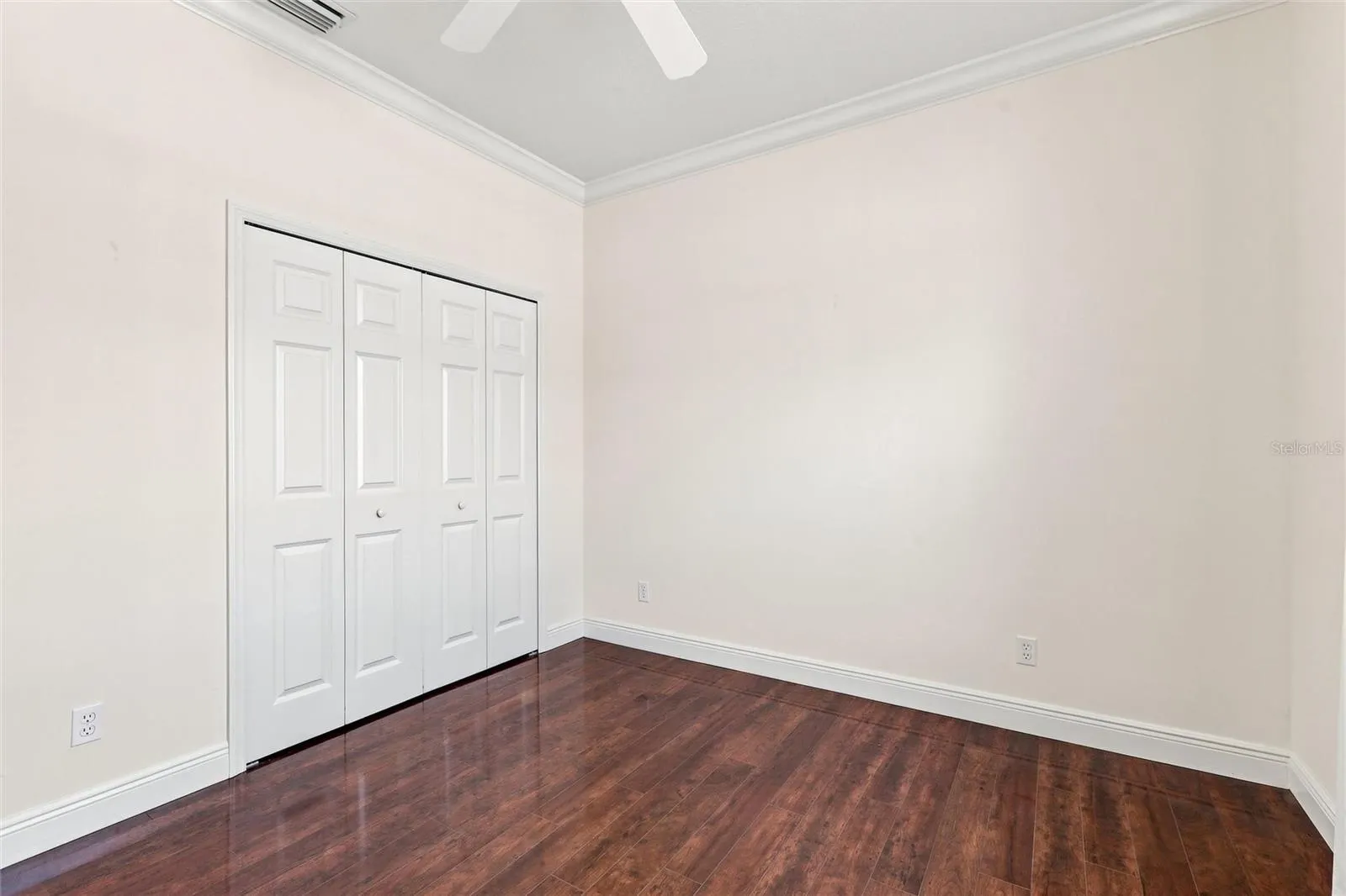 1328 THORNAPPLE DR