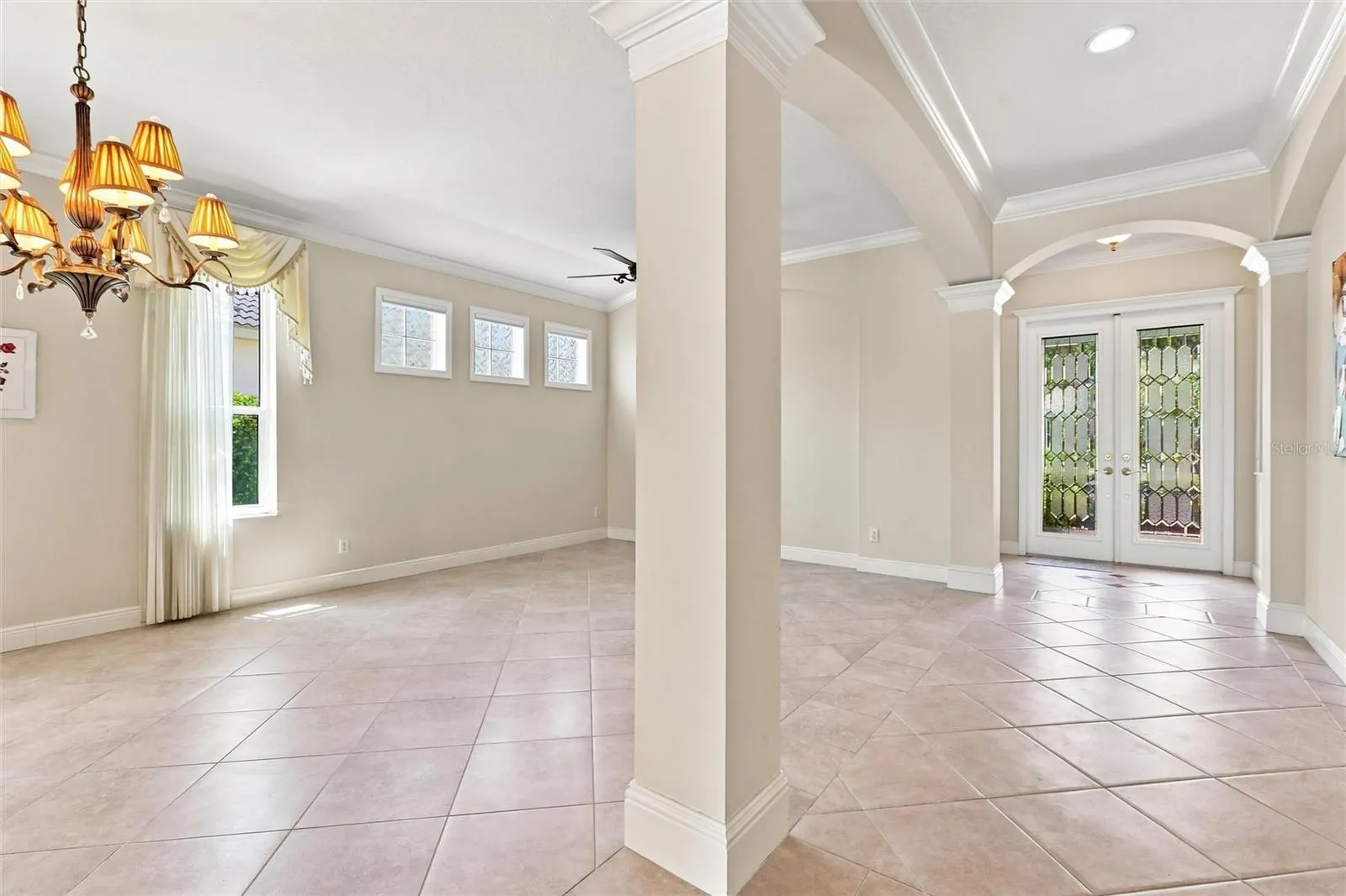 1328 THORNAPPLE DR