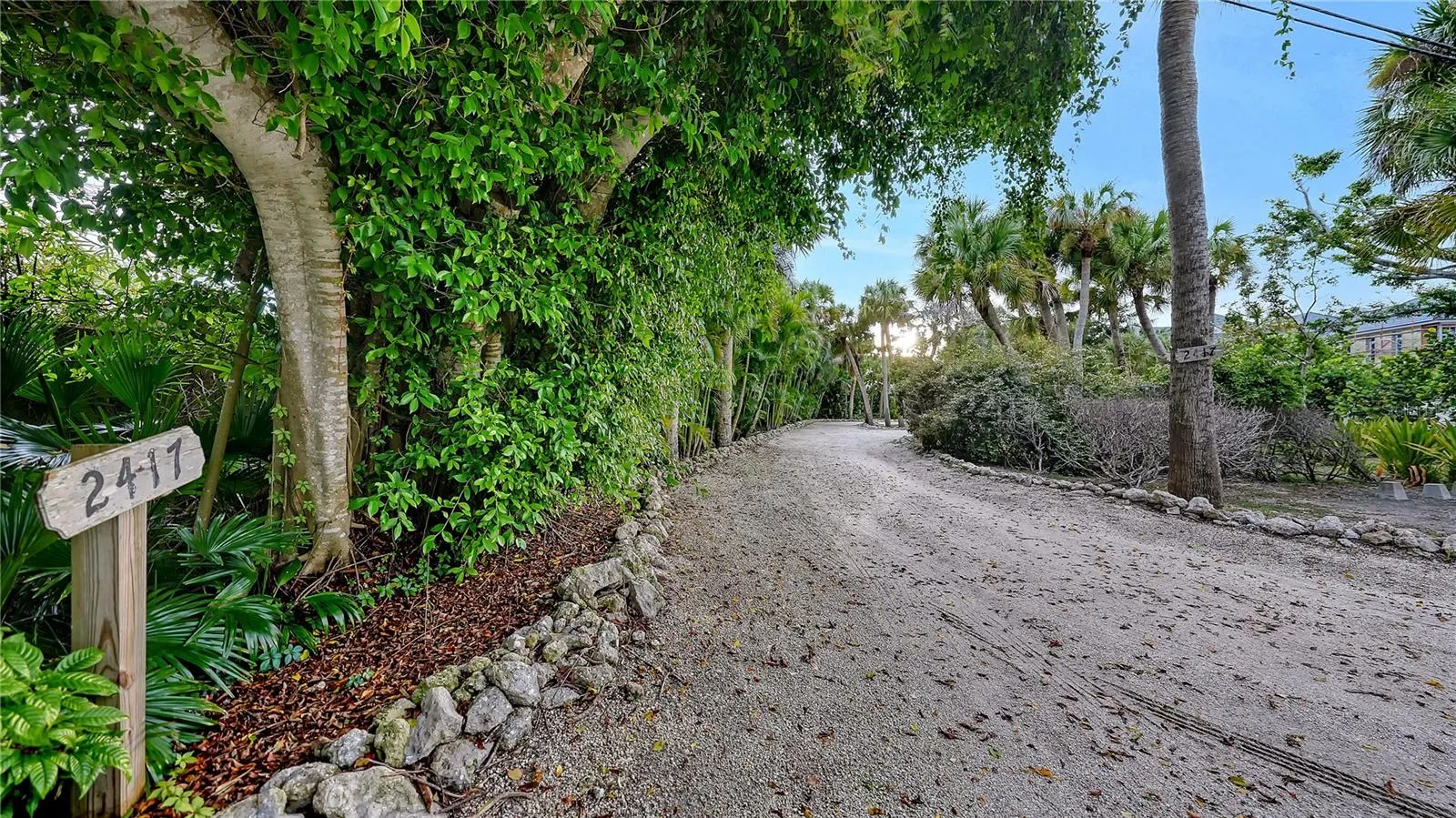 2417 CASEY KEY RD