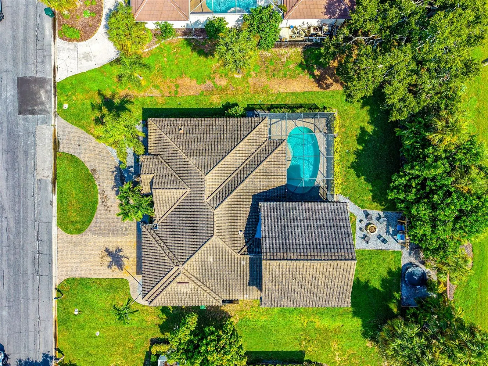 1417 LANDVIEW LN