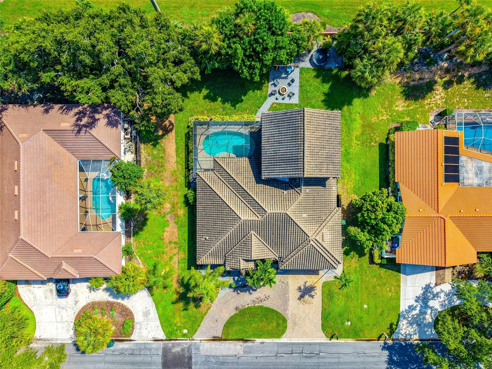 1417 LANDVIEW LN