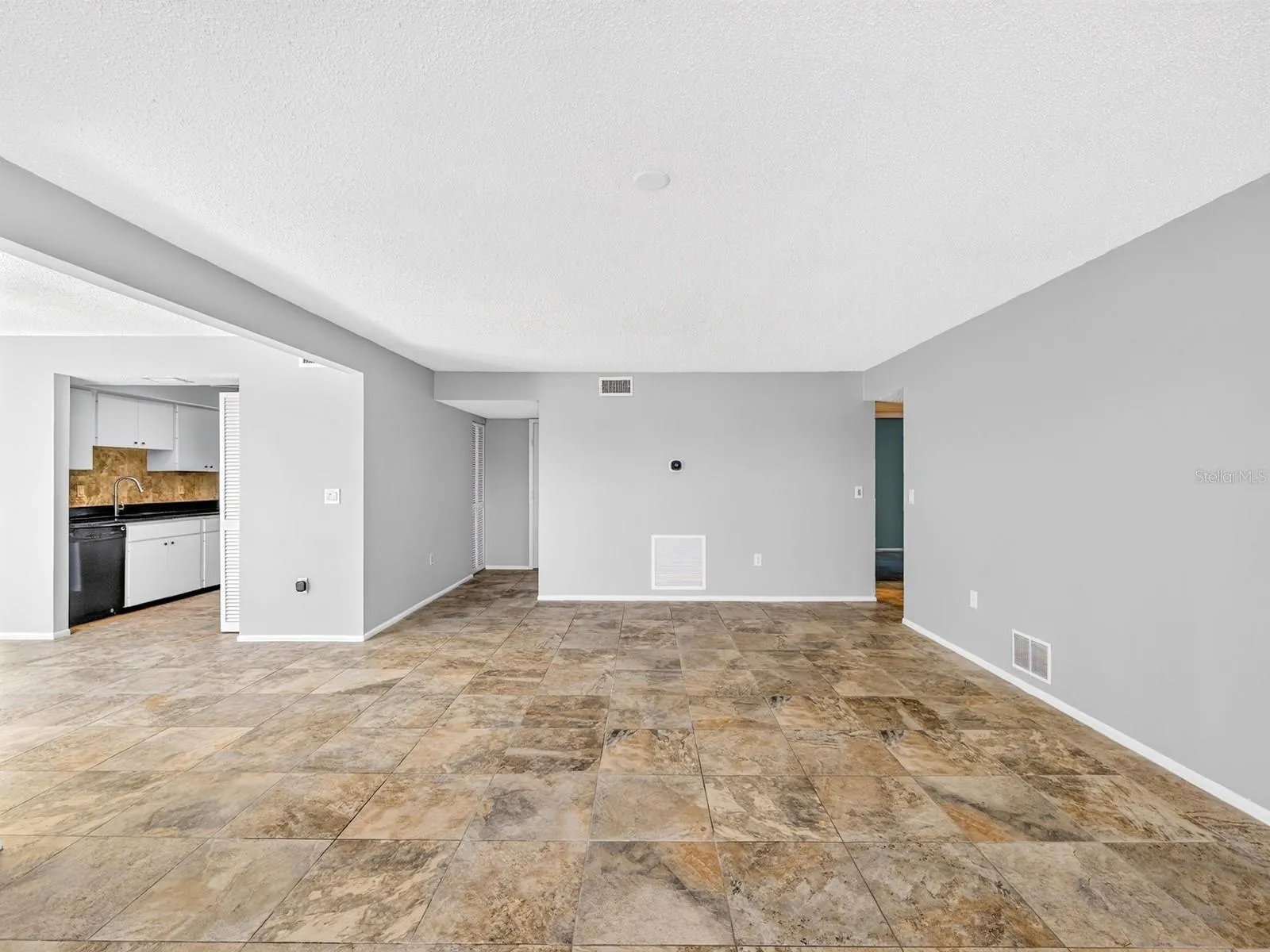 5214 MARSH FIELD LN #106 #106