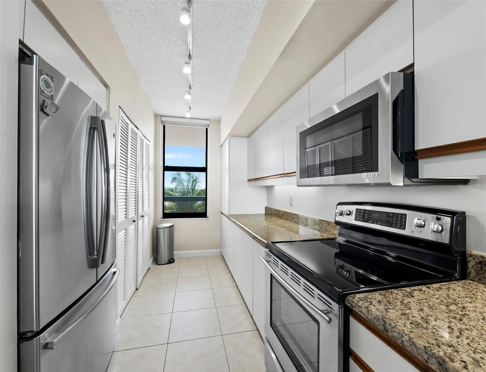 2020 HARBOURSIDE DR #442 #442
