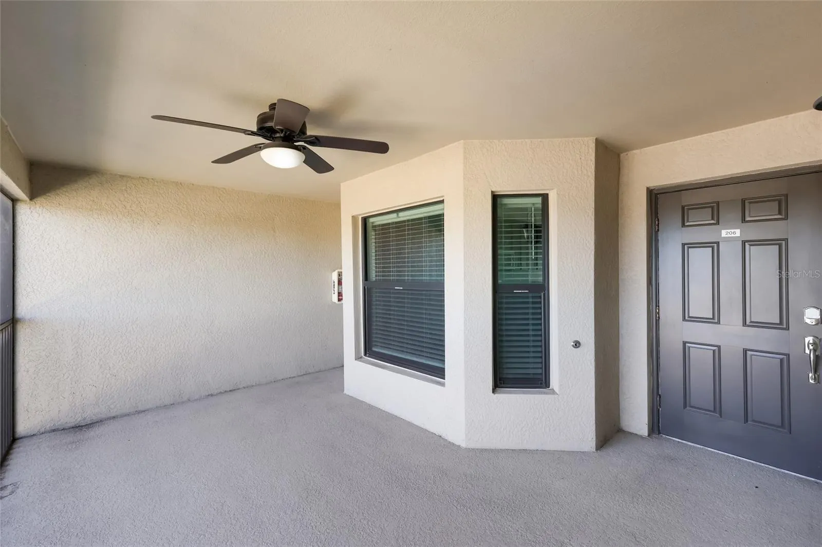 5614 PALMER CIR #206 #206