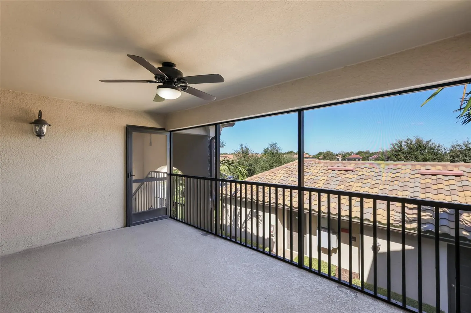5614 PALMER CIR #206 #206