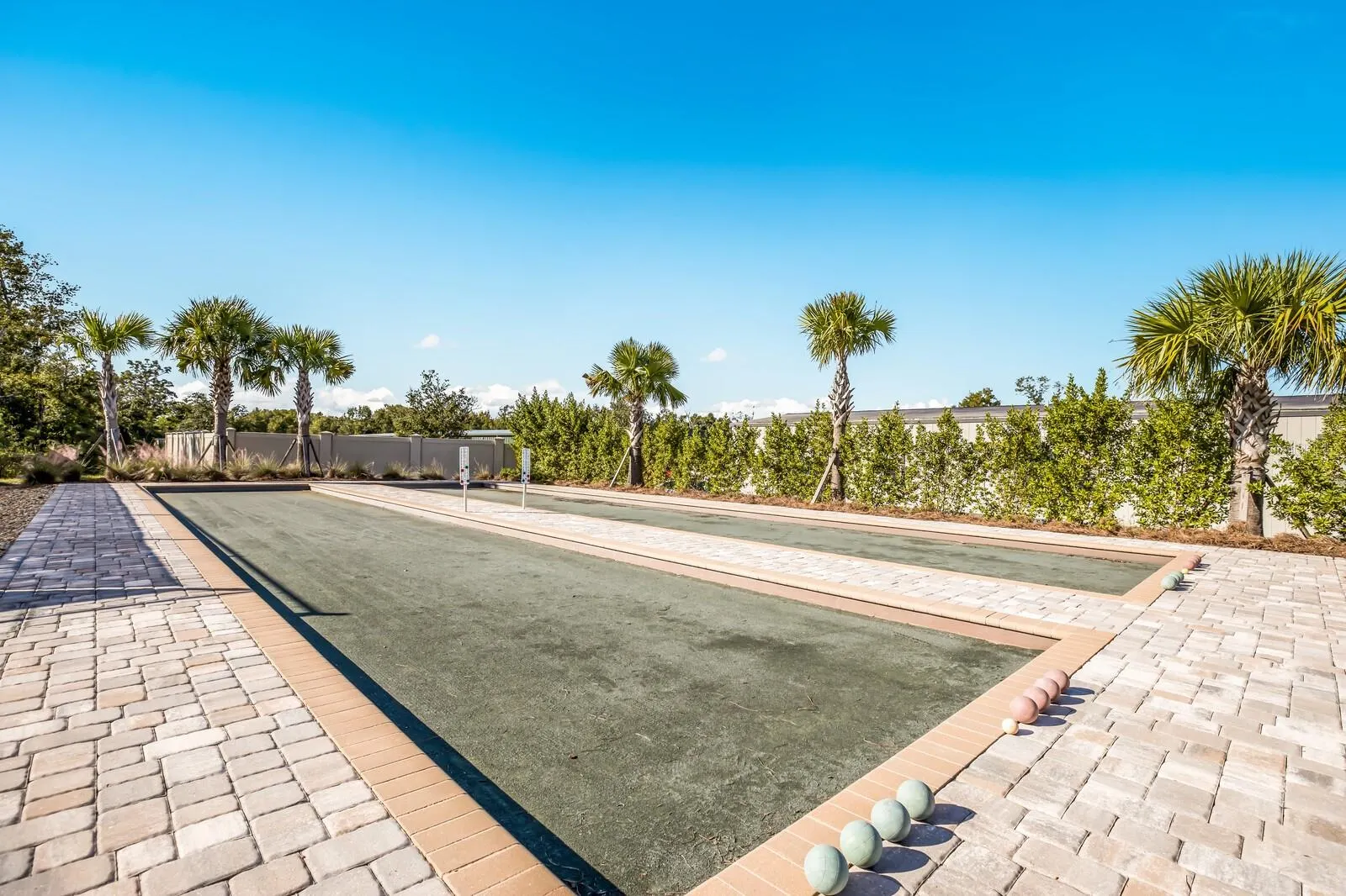 5614 PALMER CIR #206 #206