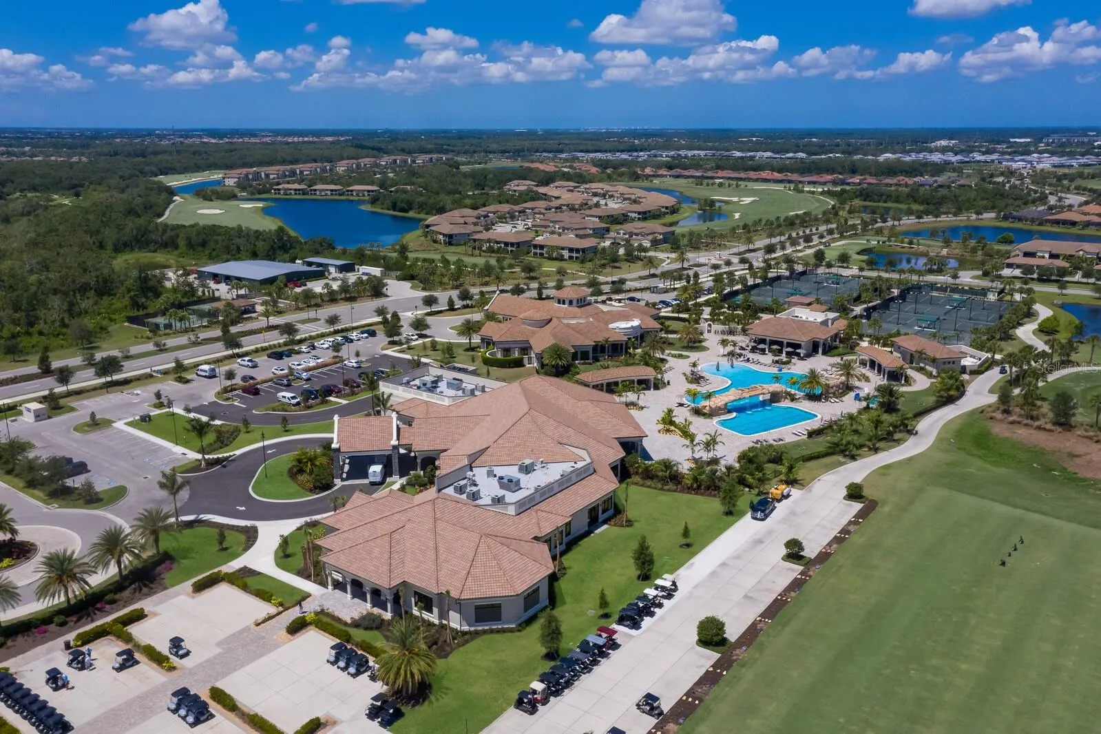 5614 PALMER CIR #206 #206