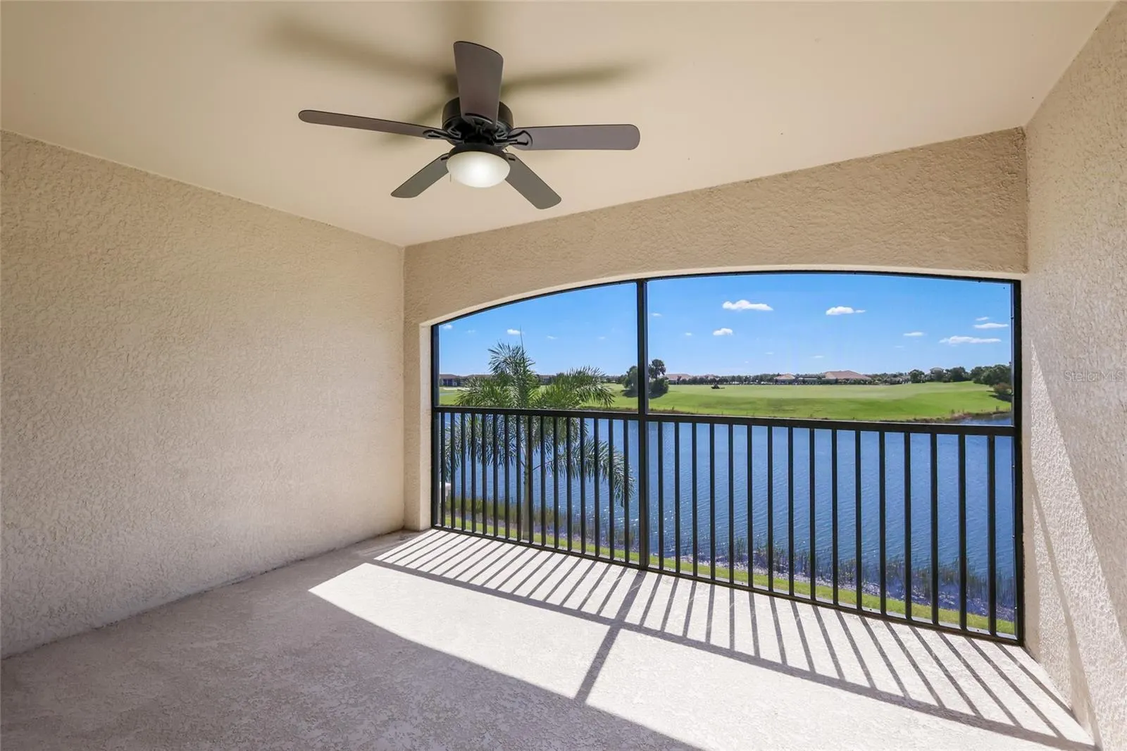 5614 PALMER CIR #206 #206