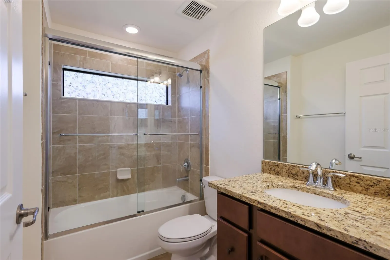 5614 PALMER CIR #206 #206